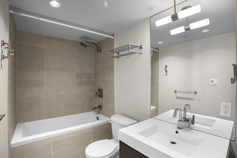 1802 1055 Richards Street Vancouver, BC - 21