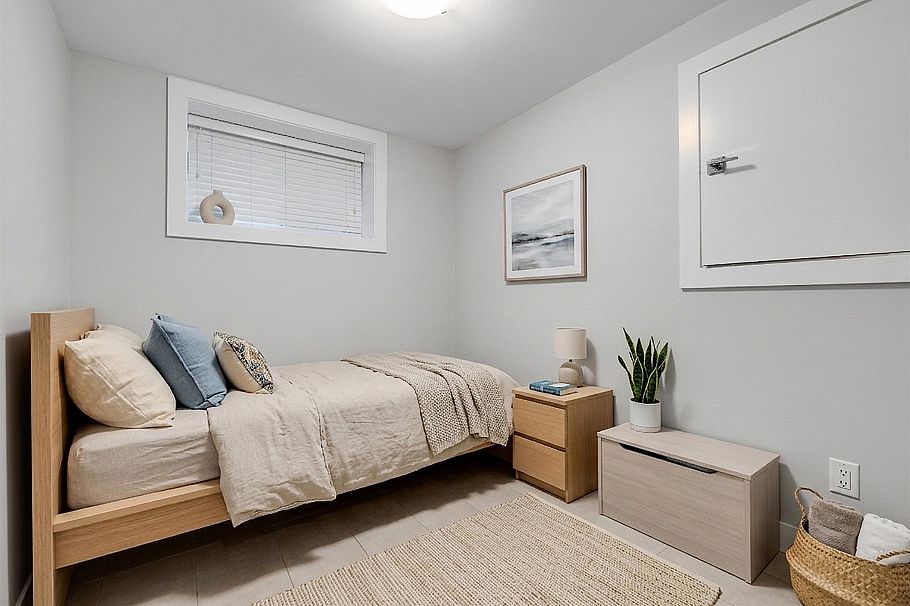 3933 Union Street Burnaby, BC - 33