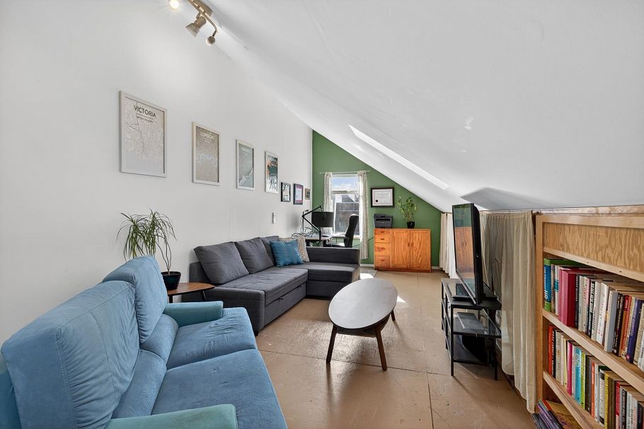 1764 Graveley Street Vancouver, BC - 34