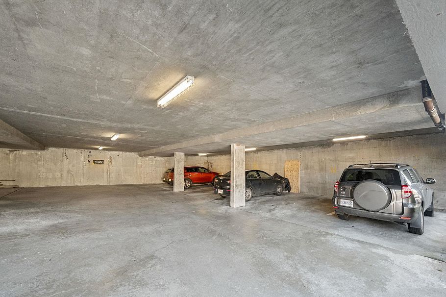 1001 Old Lillooet Road North Vancouver, BC - 38