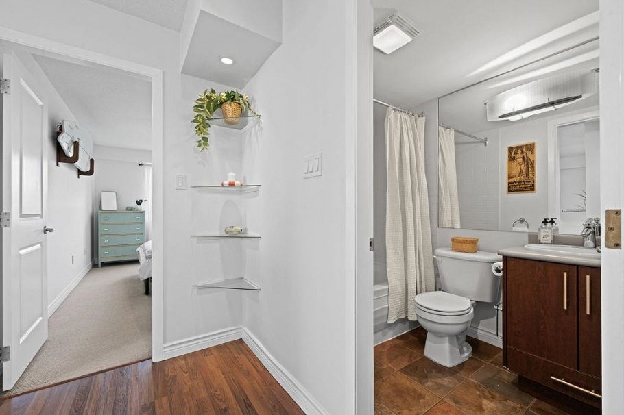 305 2330 Maple Street Vancouver, BC - 17