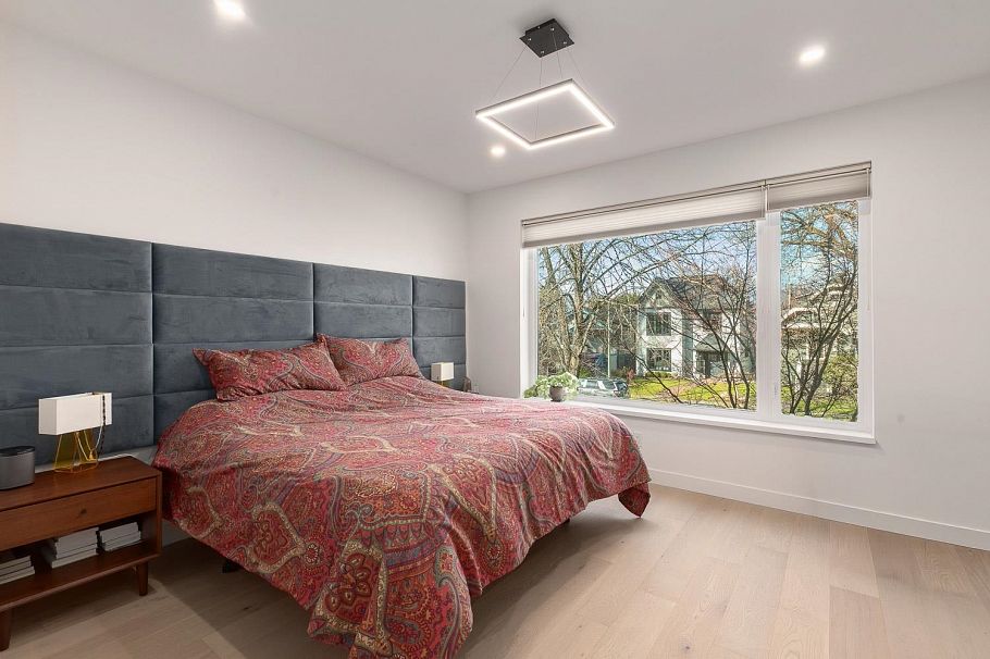 4372 W 13th Avenue Vancouver, BC - 23