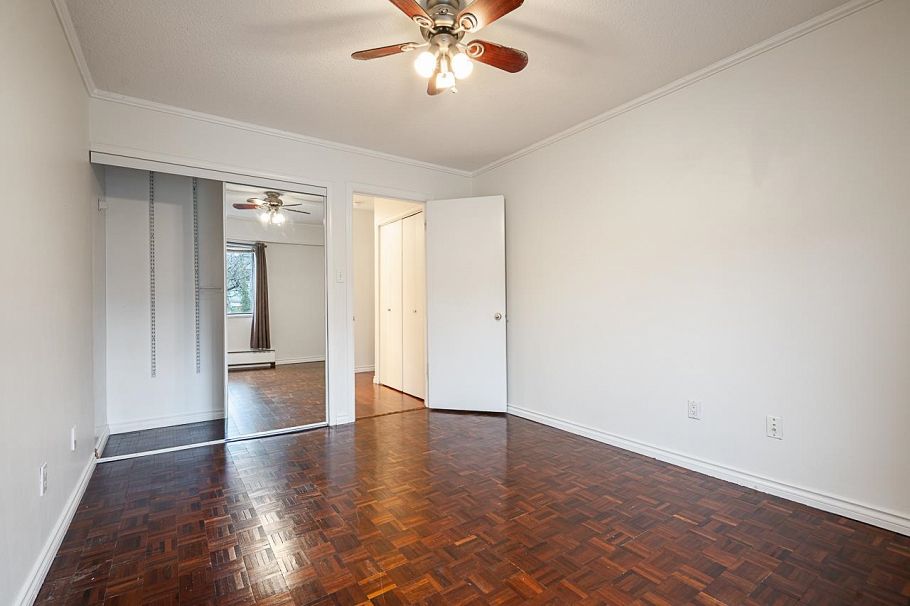 208 211 W 3rd Street North Vancouver, BC - 18