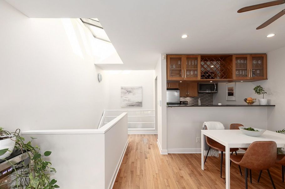 10 766 W 7th Avenue Vancouver, BC - 8