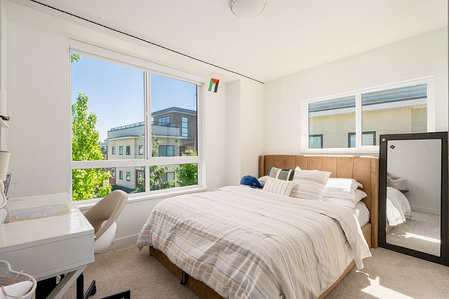 70 10199 River Drive Richmond, BC - 17