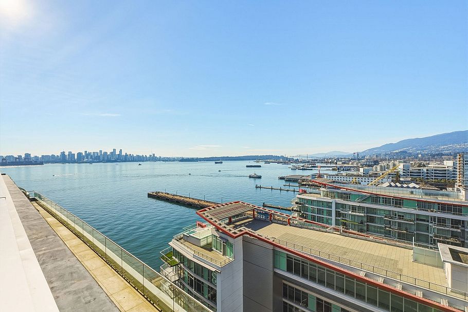 706 199 Victory Ship Way North Vancouver, BC - 31