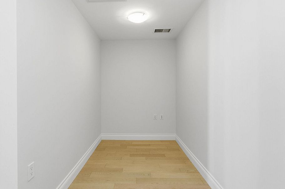 706 199 Victory Ship Way North Vancouver, BC - 14