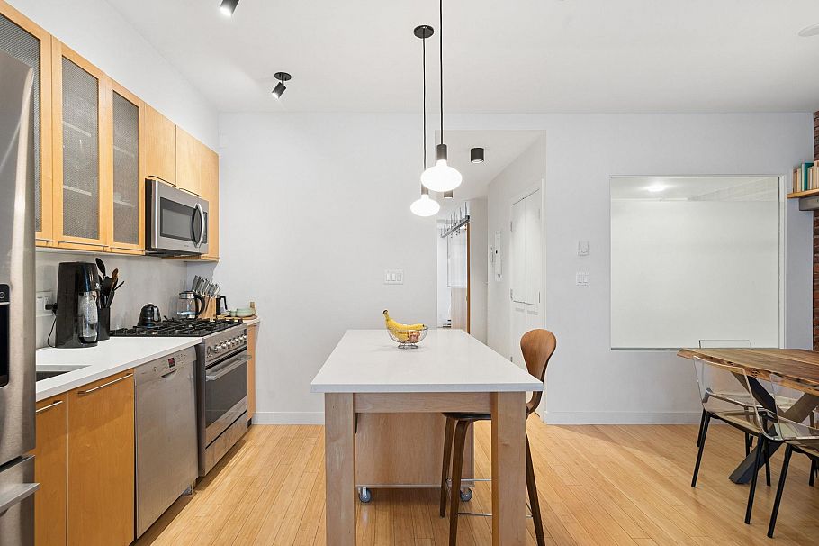 401 1072 Hamilton Street Vancouver, BC - 10