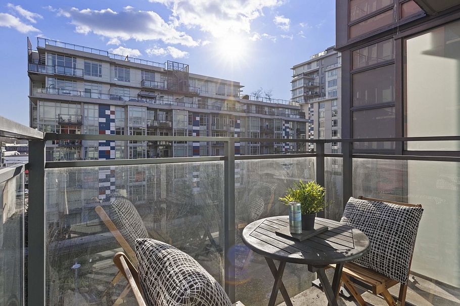 608 38 W 1st Avenue Vancouver, BC - 24