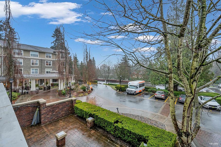 202 960 Lynn Valley Road North Vancouver, BC - 23