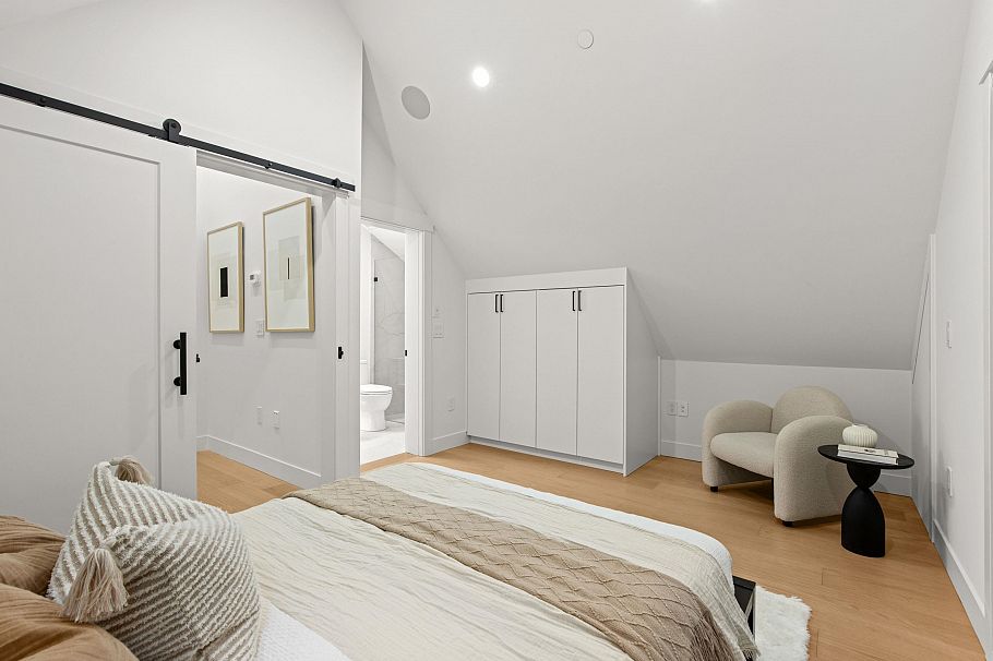 1 4549 W 11th Avenue Vancouver, BC - 34