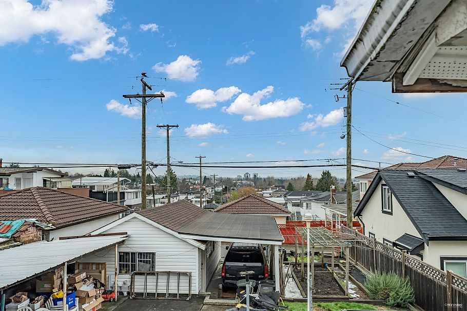 3951 Slocan Street Vancouver, BC - 25