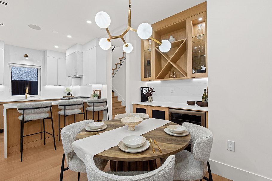 1 4549 W 11th Avenue Vancouver, BC - 12