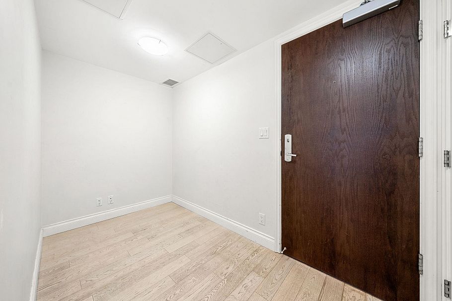 208 199 Victory Ship Way North Vancouver, BC - 7