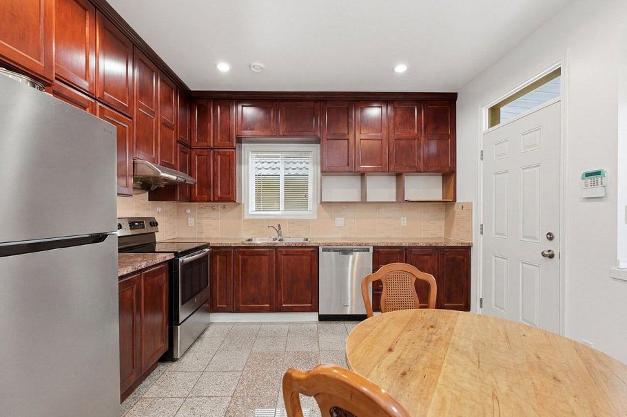 1115 Boundary Road Vancouver, BC - 8