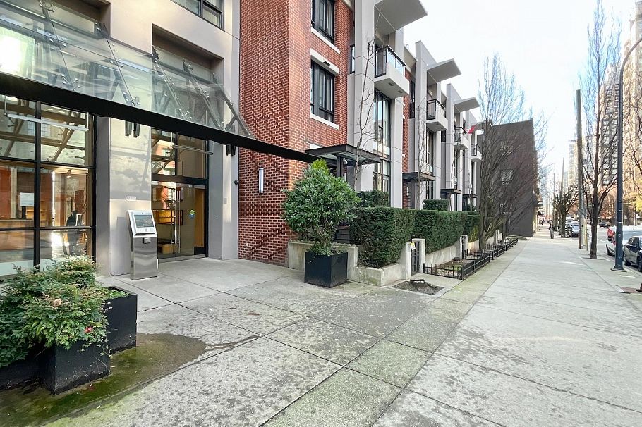 407 928 Homer Street Vancouver, BC - 22