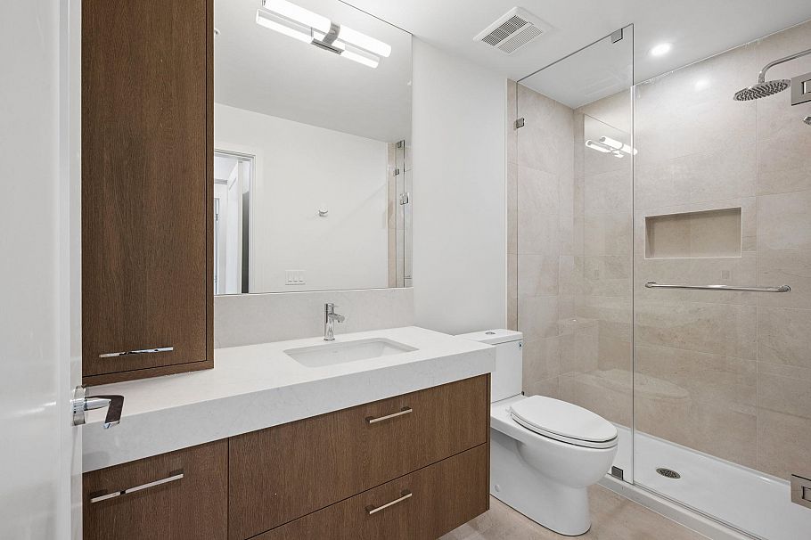 202 378 W 45th Avenue Vancouver, BC - 19