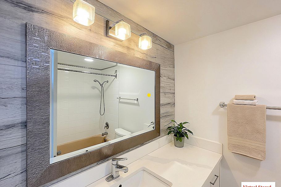 2007 1251 Cardero Street Vancouver, BC - 10