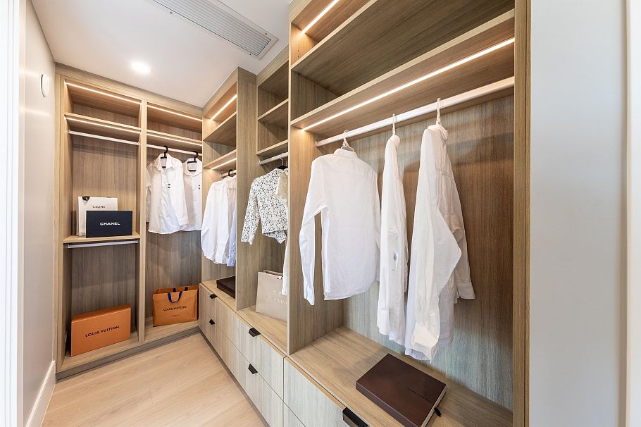 4039 W 11th Avenue Vancouver, BC - 18