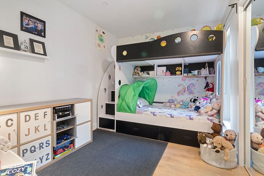 102 1924 Comox Street Vancouver, BC - 18