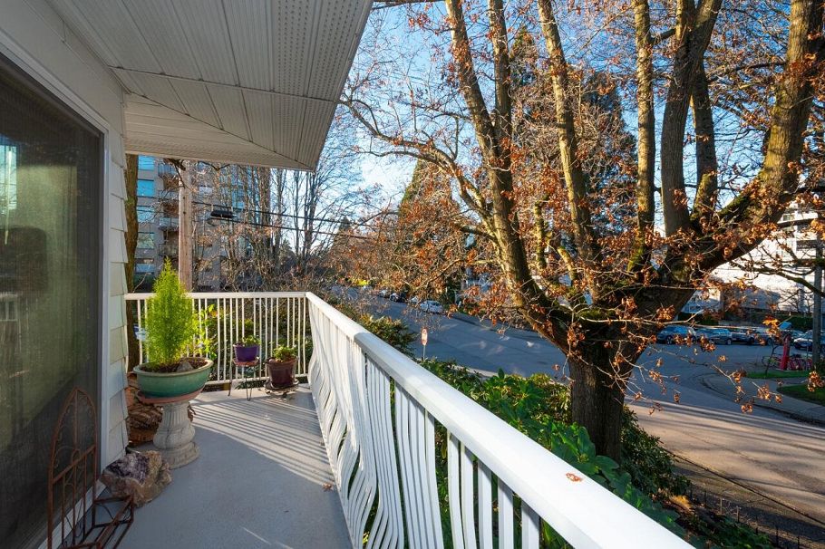 203 1696 W 10th Avenue Vancouver, BC - 26