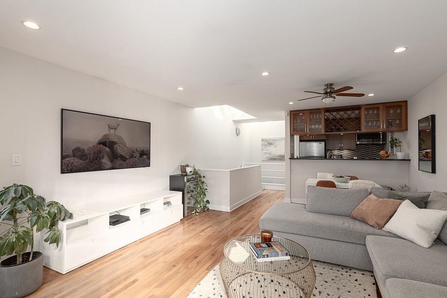 10 766 W 7th Avenue Vancouver, BC - 5