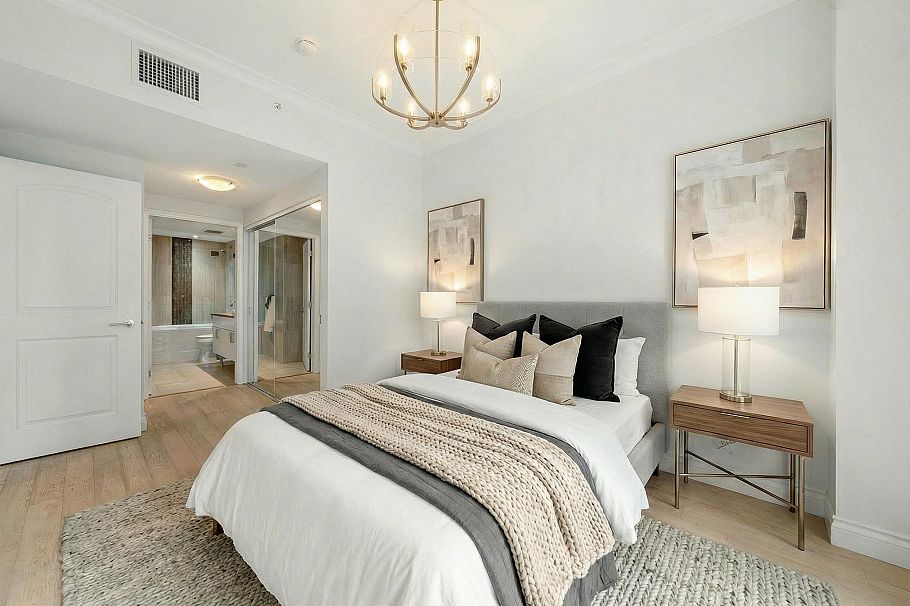 208 199 Victory Ship Way North Vancouver, BC - 16