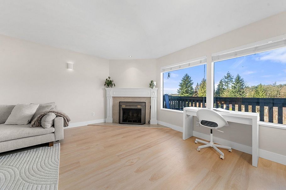 1001 Old Lillooet Road North Vancouver, BC - 6