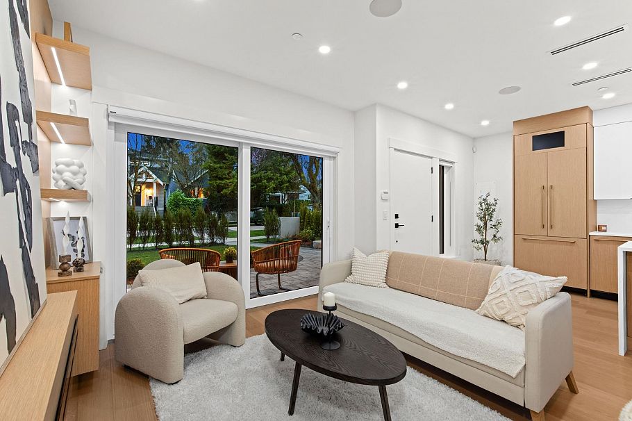 1 4549 W 11th Avenue Vancouver, BC - 6