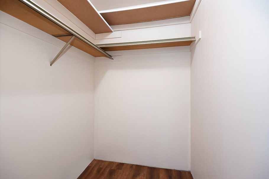 203 1696 W 10th Avenue Vancouver, BC - 20