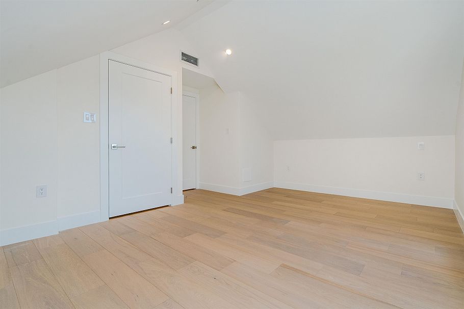 8192 Cartier Street Vancouver, BC - 30