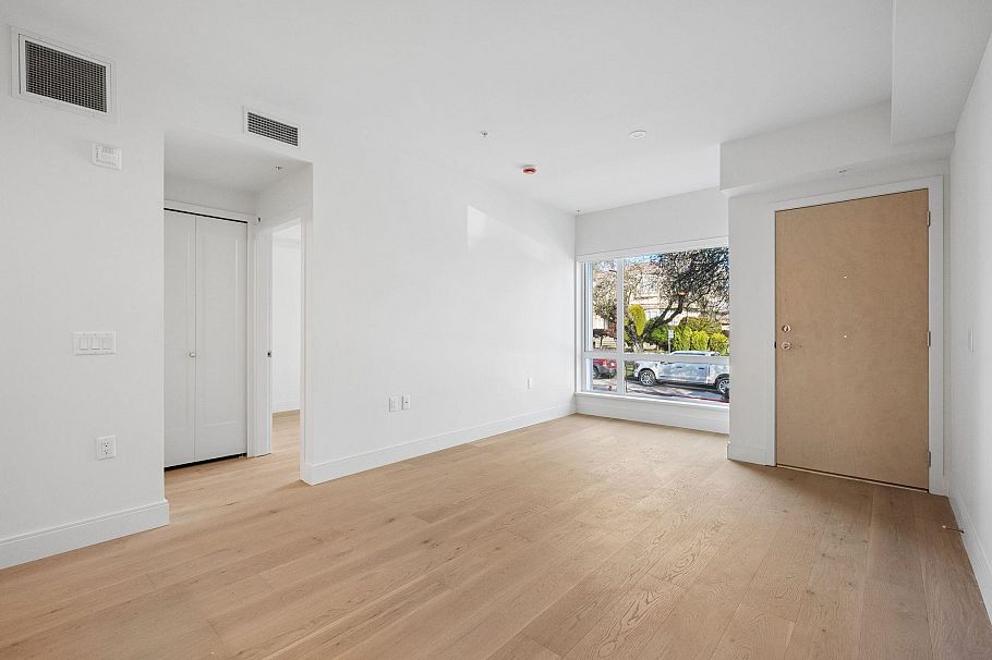 202 378 W 45th Avenue Vancouver, BC - 6