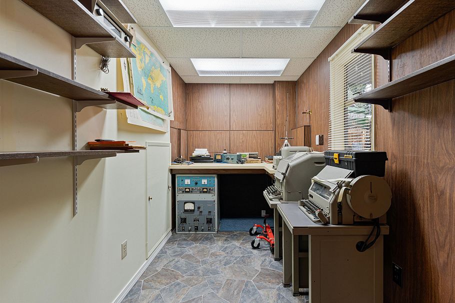 1349 Mill Street North Vancouver, BC - 27