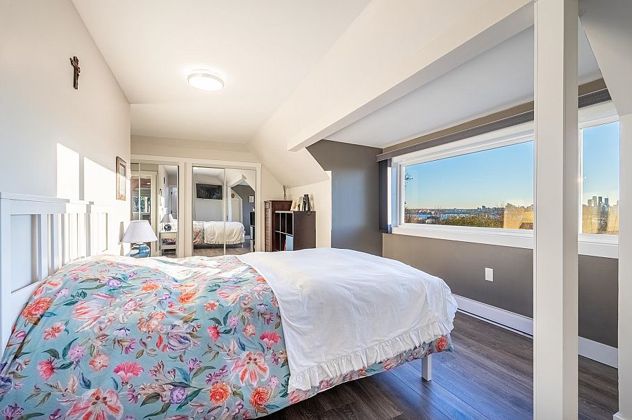 1275 W Keith Road North Vancouver, BC - 25