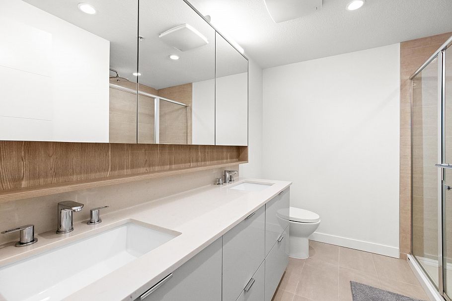 TH5 128 E 8th Street North Vancouver, BC - 18