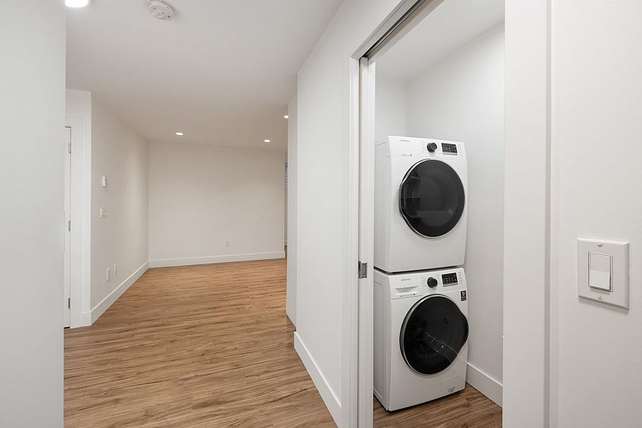 2902 St. Andrews Avenue North Vancouver, BC - 30