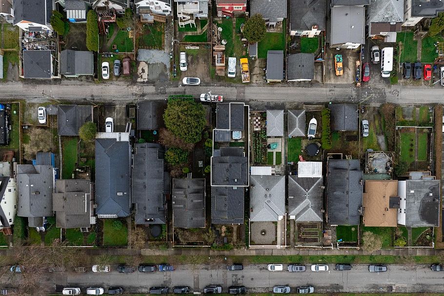 1371 E 13th Avenue Vancouver, BC - 38