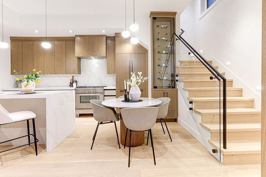 1 1990 Venables Street Vancouver, BC - 11