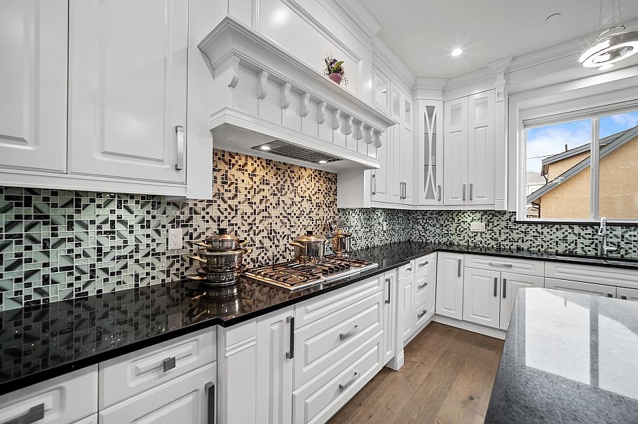 8068 Haig Street Vancouver, BC - 14