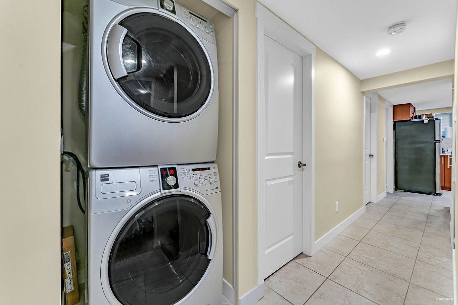 3951 Slocan Street Vancouver, BC - 20