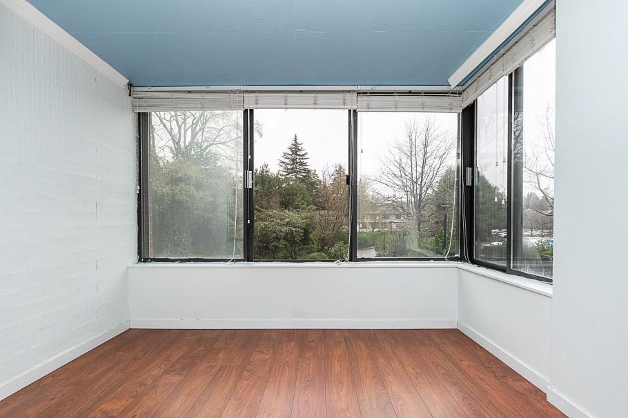 211 2101 Mcmullen Avenue Vancouver, BC - 21