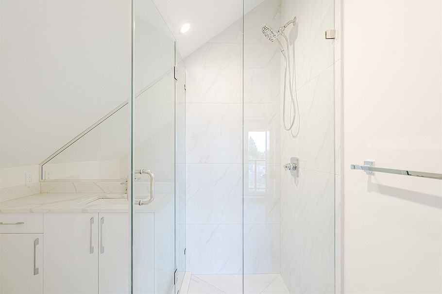 8192 Cartier Street Vancouver, BC - 31