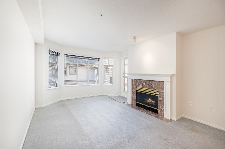 406 2059 Chesterfield Avenue North Vancouver, BC - 10