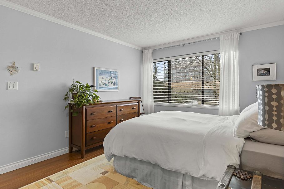 302 1476 W 10th Avenue Vancouver, BC - 13