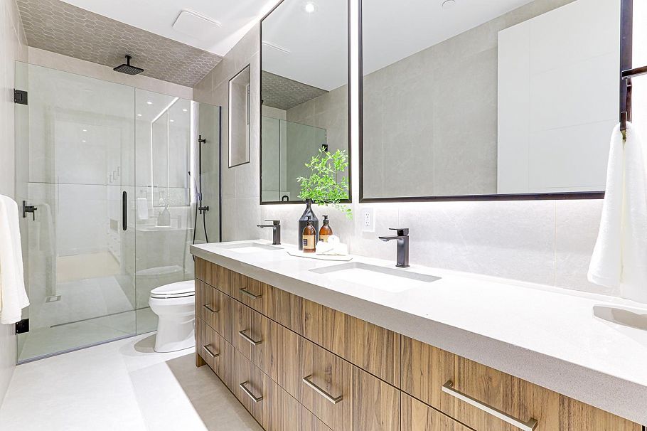 2 944 E 13 Avenue Vancouver, BC - 15