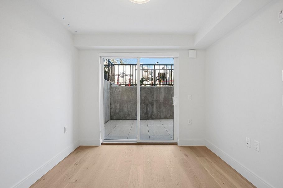 152 408 W 45th Avenue Vancouver, BC - 12