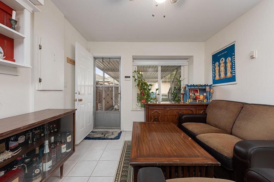 2423 E 4th Avenue Vancouver, BC - 30