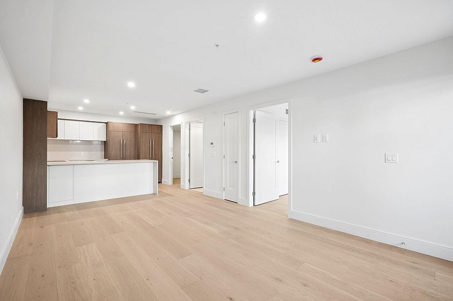 152 408 W 45th Avenue Vancouver, BC - 6