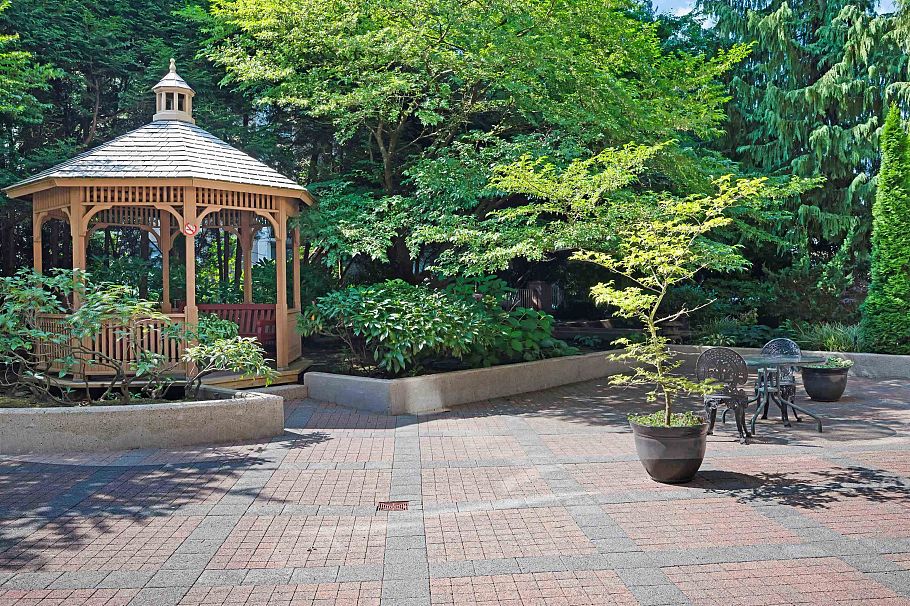 801 160 W Keith Road North Vancouver, BC - 27