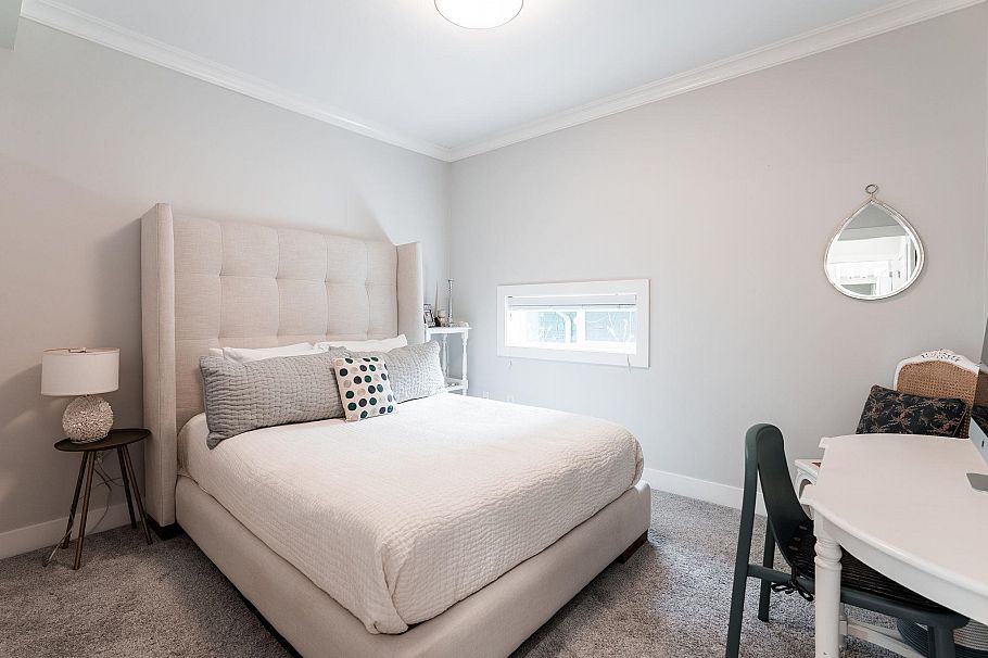 1371 E 13th Avenue Vancouver, BC - 18